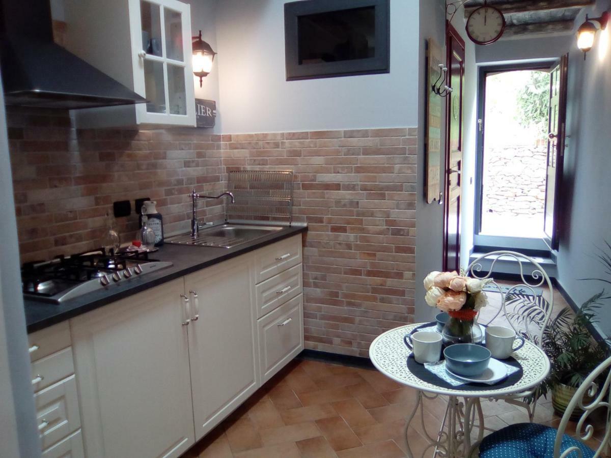 Contrada Casa Vacanze Apartment Vado Ligure Exterior photo